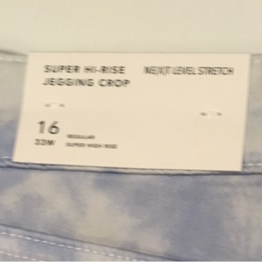 American Eagle Super High Rise Jegging Crop Jeans - Picture 8 of 8